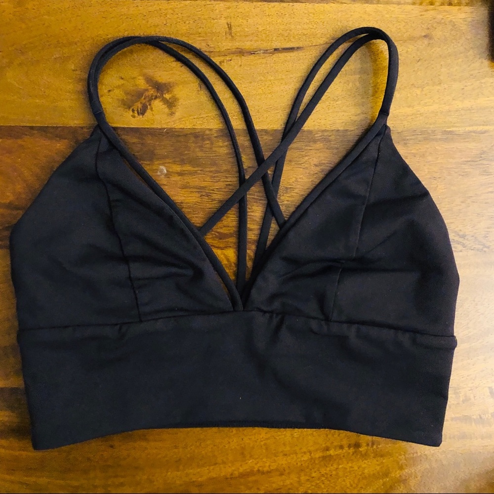Lululemon sports bra